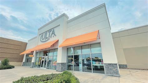 Ulta lafayette la - Lead Cashier. Lafayette, Louisiana. Retail Associates. Part Time. 231309. OVERVIEW. Experience a place of energy, passion, and excitement. A place where the joy of discovery and uncommon artistry blend to create exhilarating buying experiences—for true beauty enthusiasts. At Ulta Beauty, we’re transforming the world one shade, one lash, one ... 